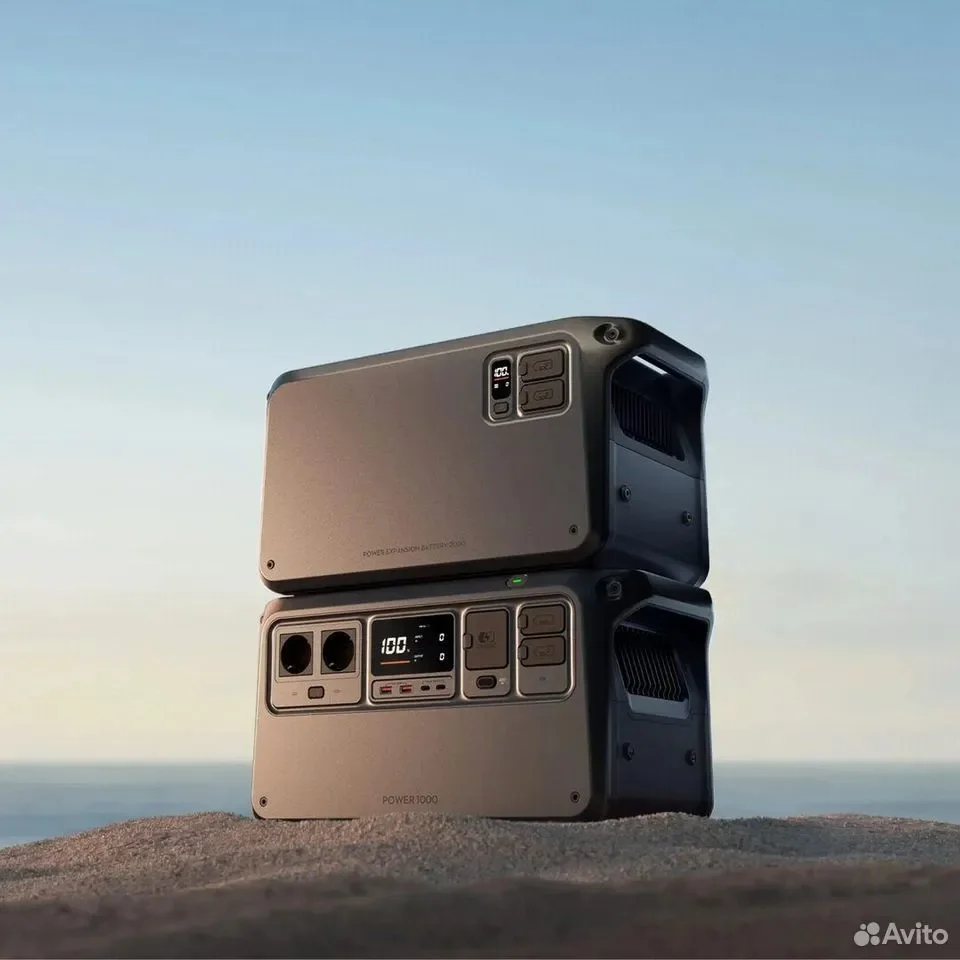 Аккумулятор расширения установлен на станции DJI Power